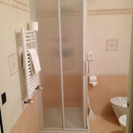 Hotel Caprice
