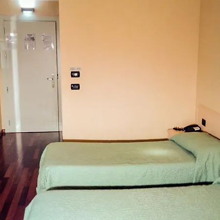 Hotel Caprice