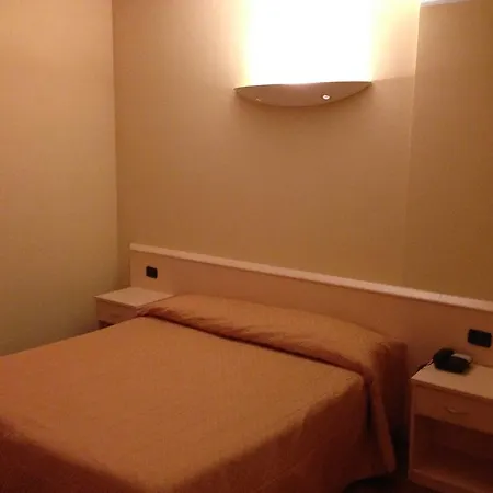 호텔 Caprice 아비글리아나